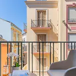 Living4Malaga Majestic Granada Street